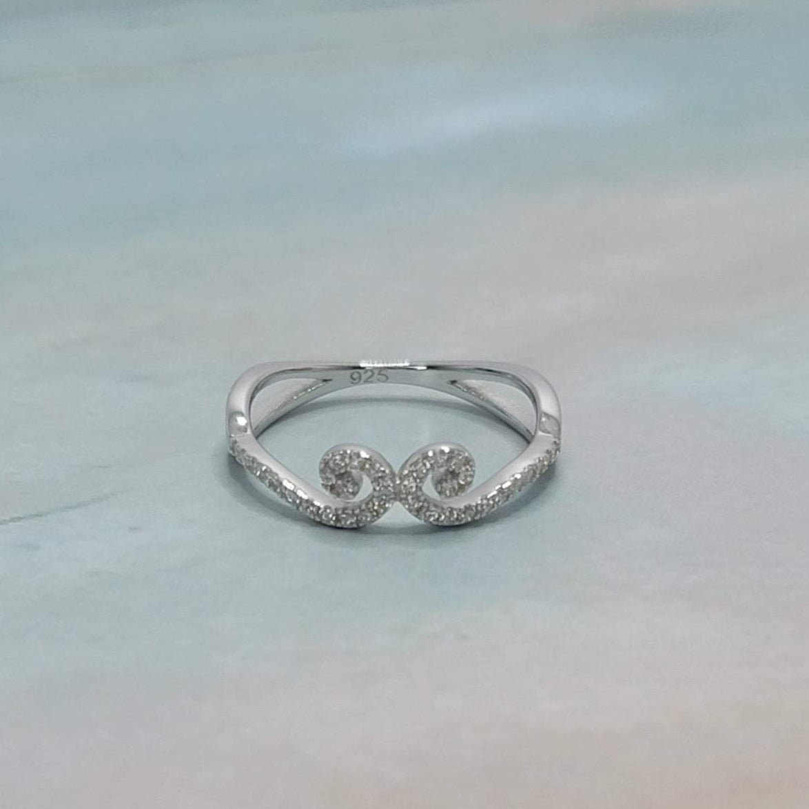 Linked Vines CZ Ring